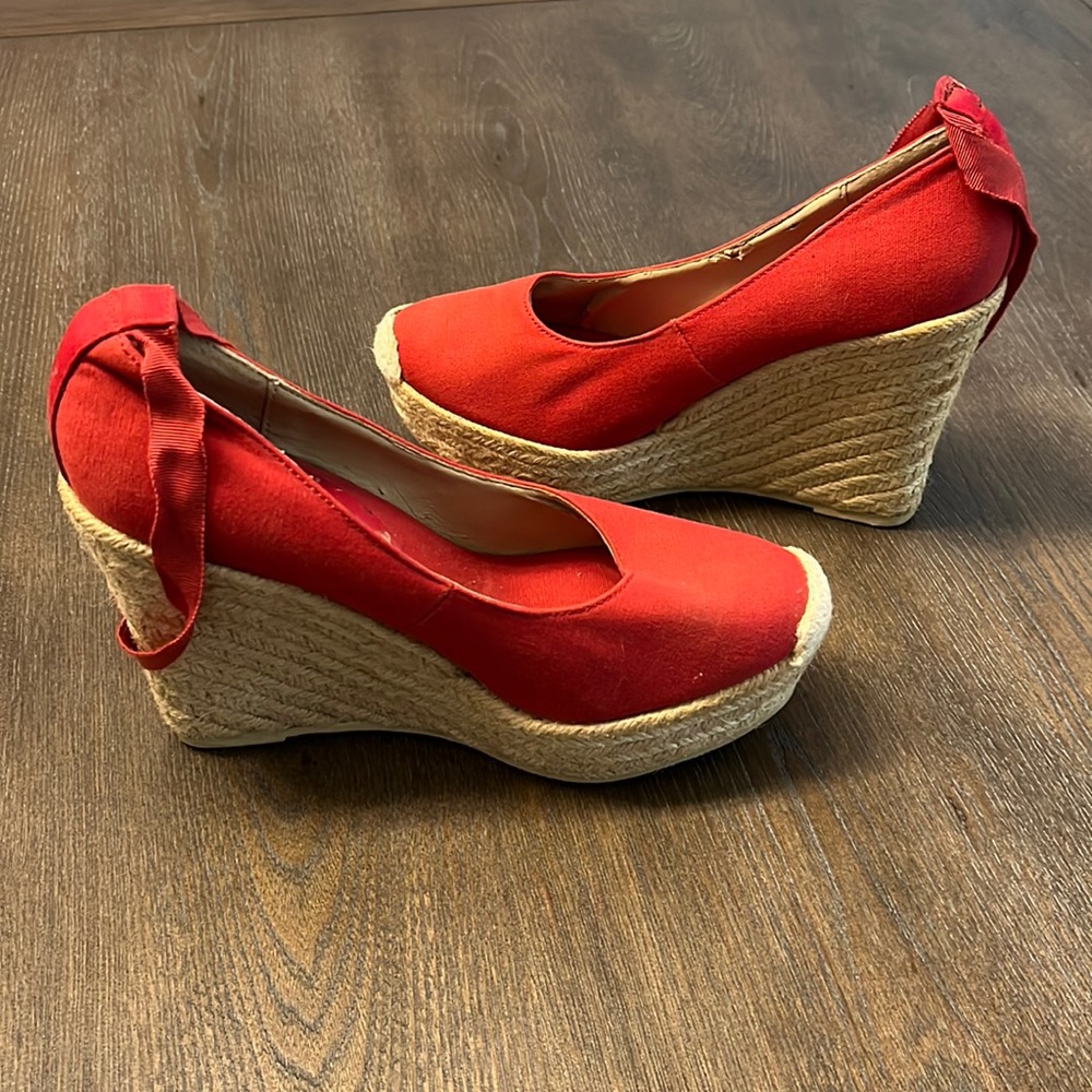 Womens wedge sandal